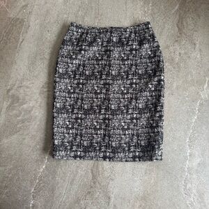 Le Suit Taupe & Black Textured Pencil Skirt Size 6 Professional Career Lined